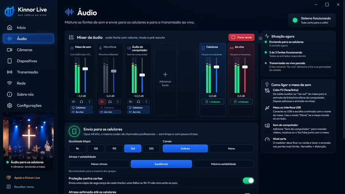 Tela Áudio do Kinnor Live: mixer com mesa, microfone e som do computador, cada um com volume e medidor